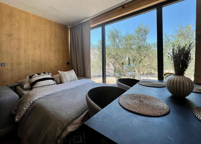 The 4 - - Murter - Chorvatsko * טיסנו