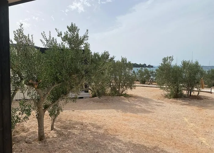 The 4 - - Murter - Chorvatsko * טיסנו